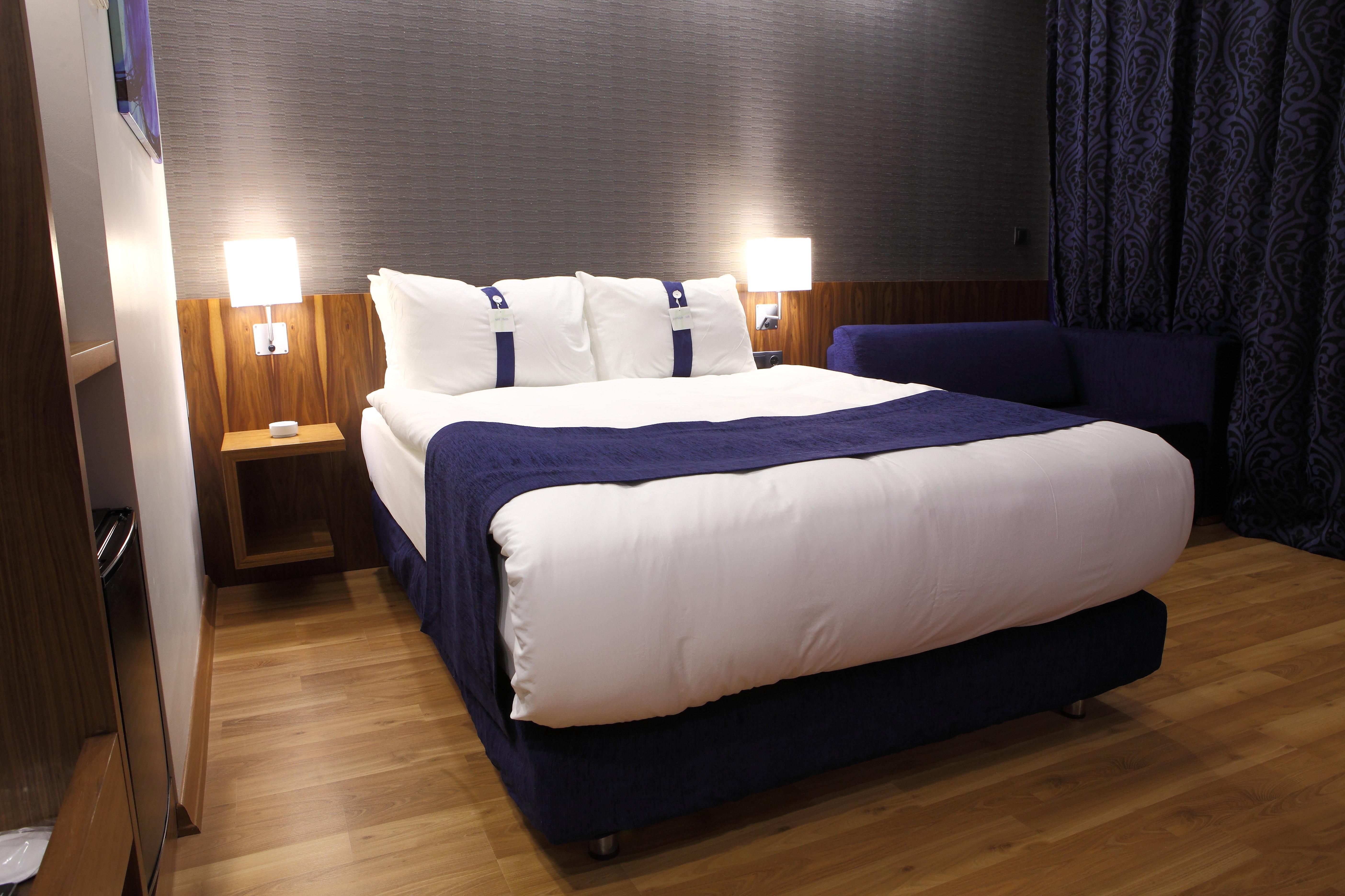 Holiday Inn Express Manisa-West By Ihg Экстерьер фото