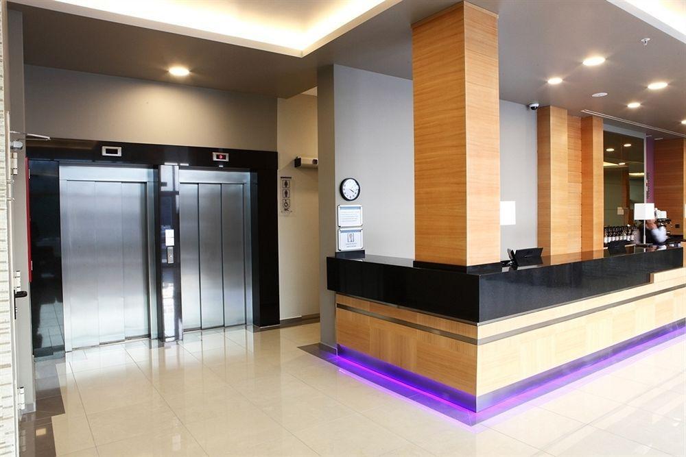 Holiday Inn Express Manisa-West By Ihg Экстерьер фото