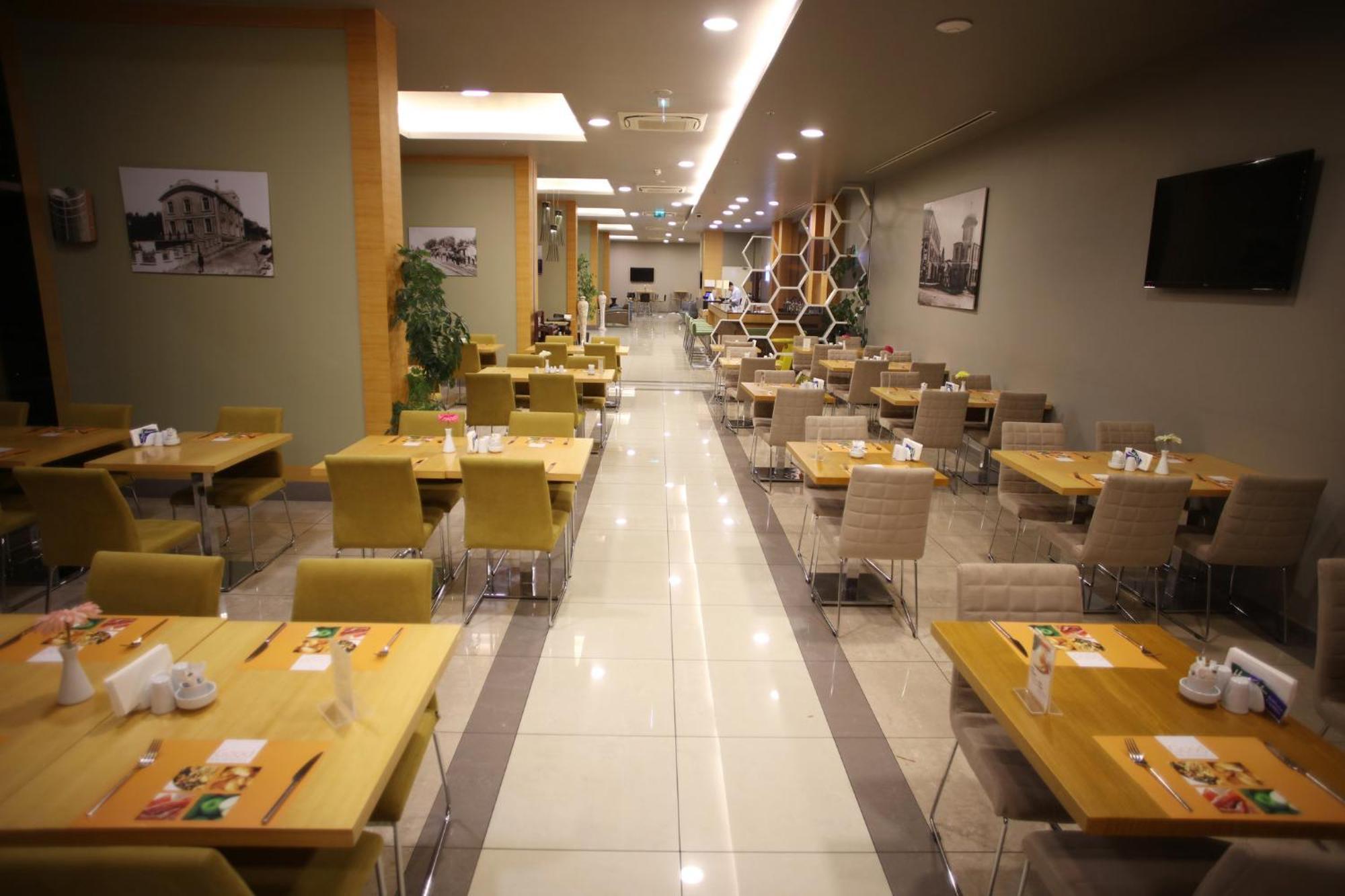 Holiday Inn Express Manisa-West By Ihg Экстерьер фото