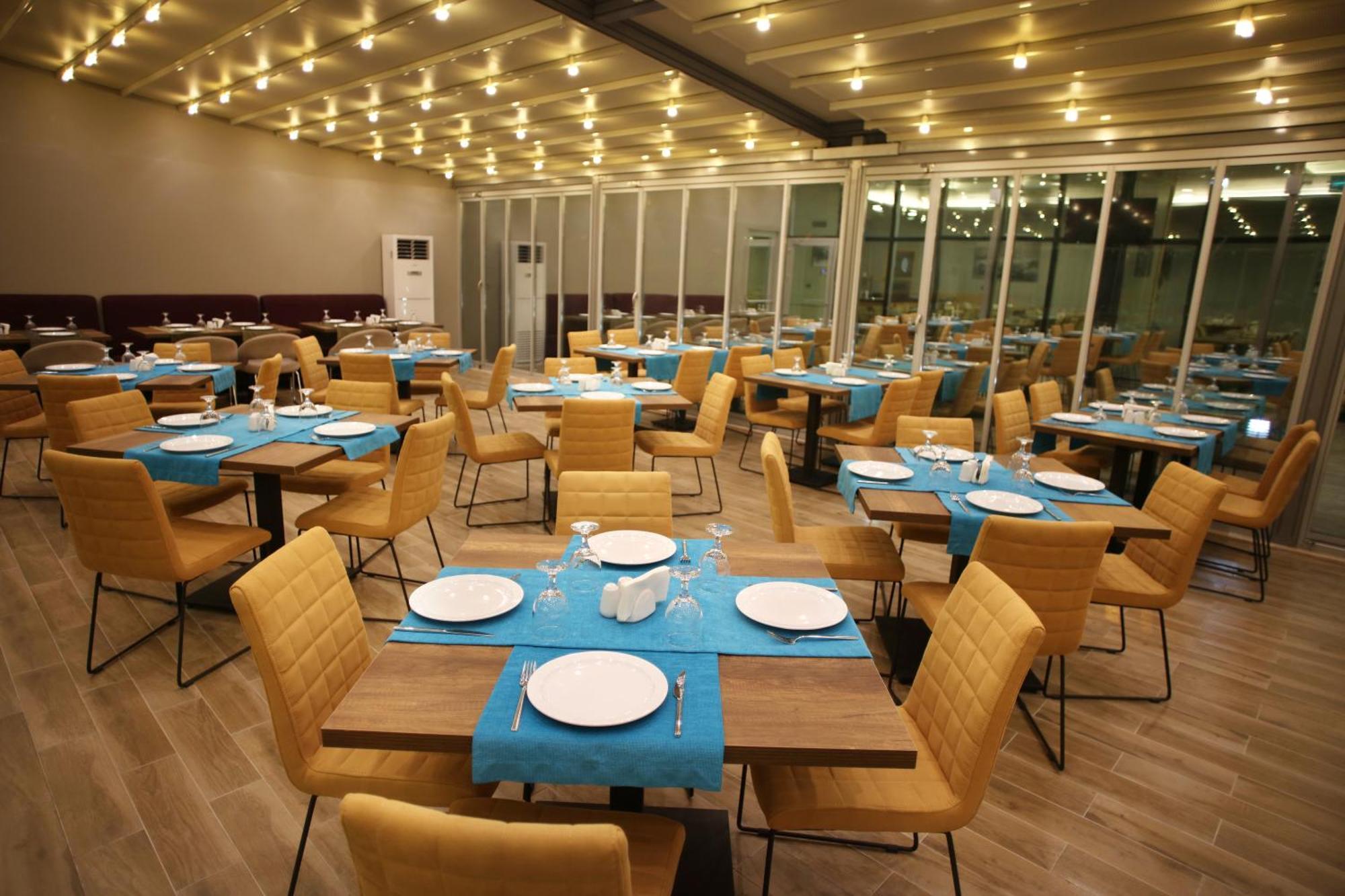 Holiday Inn Express Manisa-West By Ihg Экстерьер фото