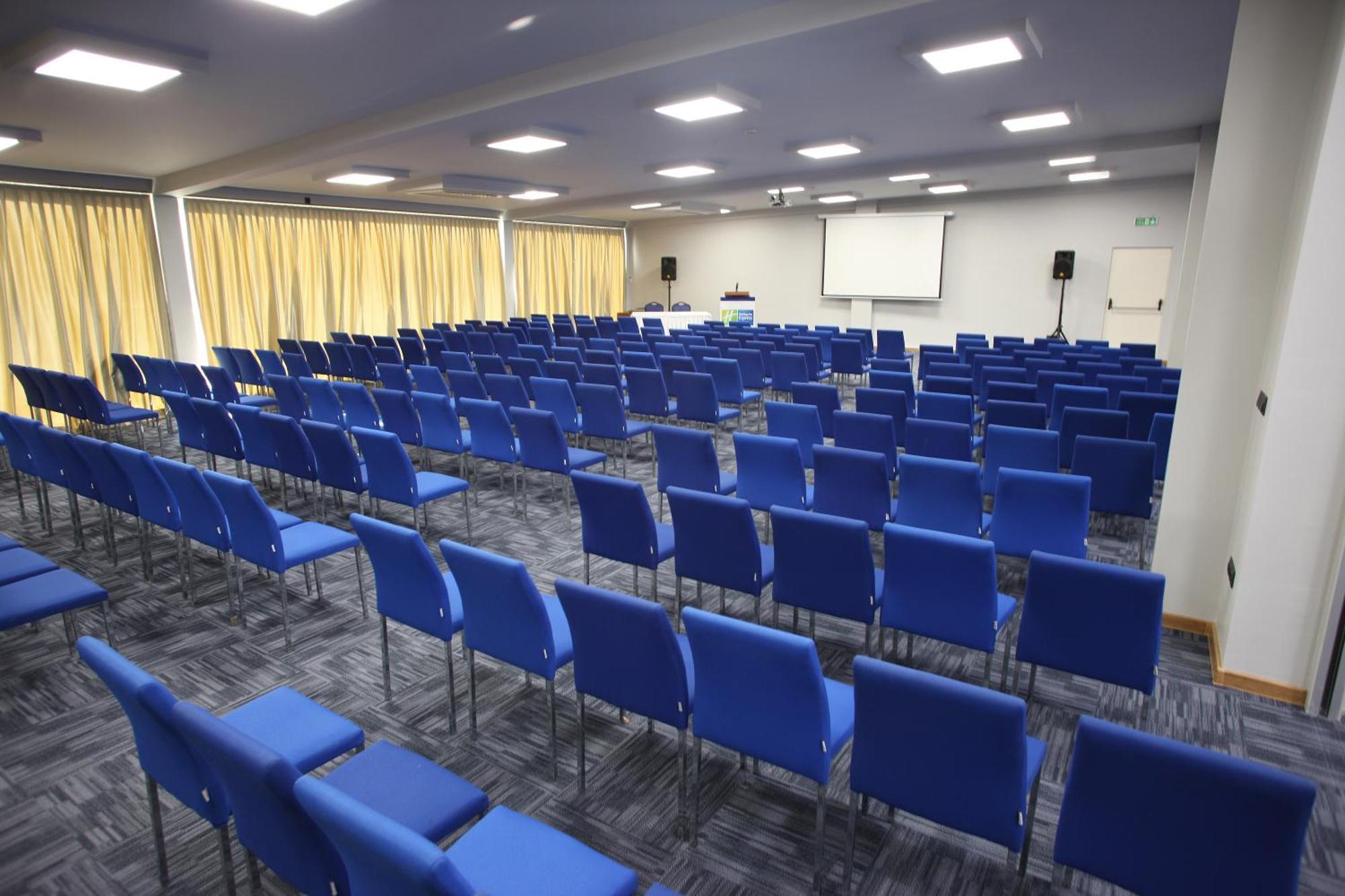 Holiday Inn Express Manisa-West By Ihg Экстерьер фото