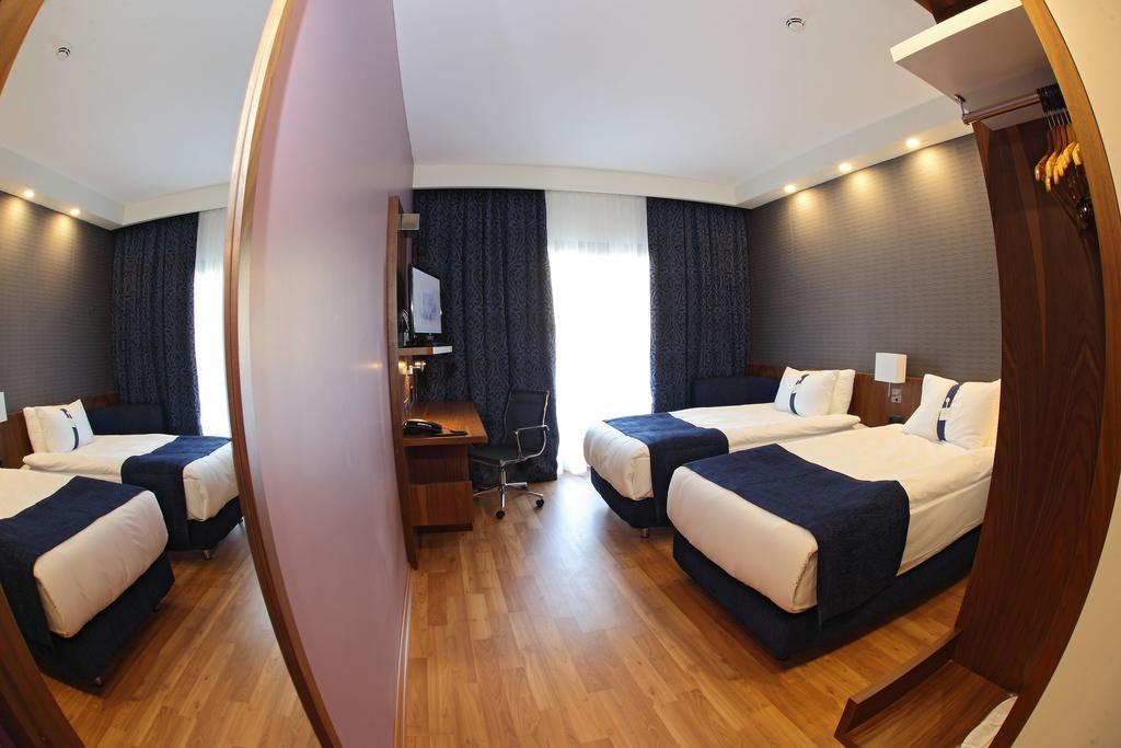 Holiday Inn Express Manisa-West By Ihg Экстерьер фото