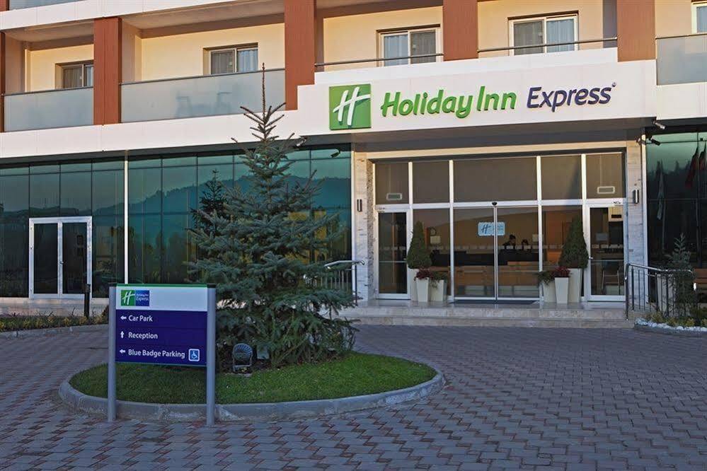 Holiday Inn Express Manisa-West By Ihg Экстерьер фото